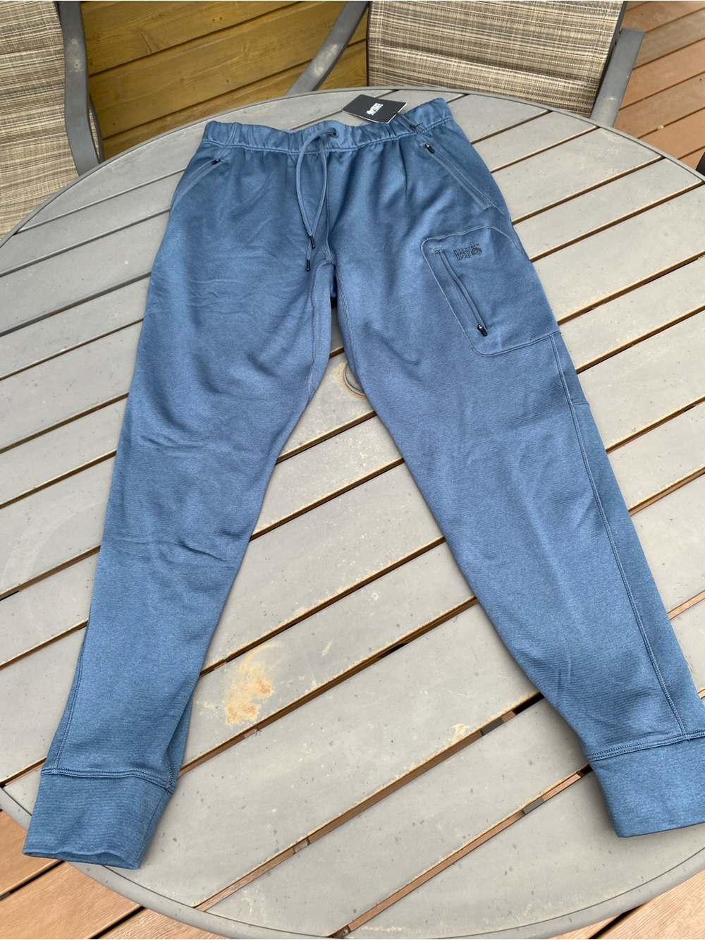 Mountain Hardware Glacial Trail Jogger.  Grey.  Size Medium.  32.